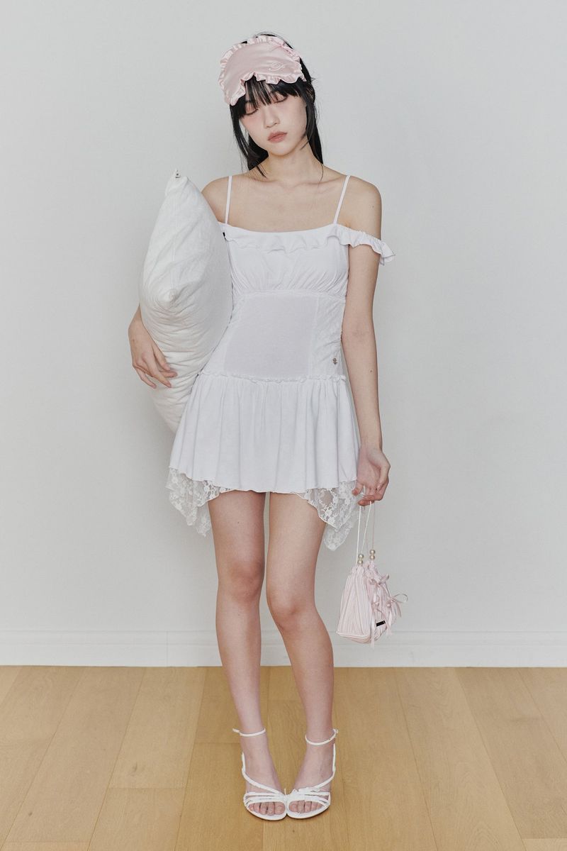 PETAL RUFFLE DRESS white