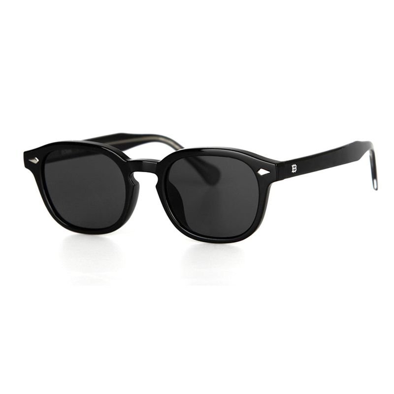 Juke Black / Black UV Lens