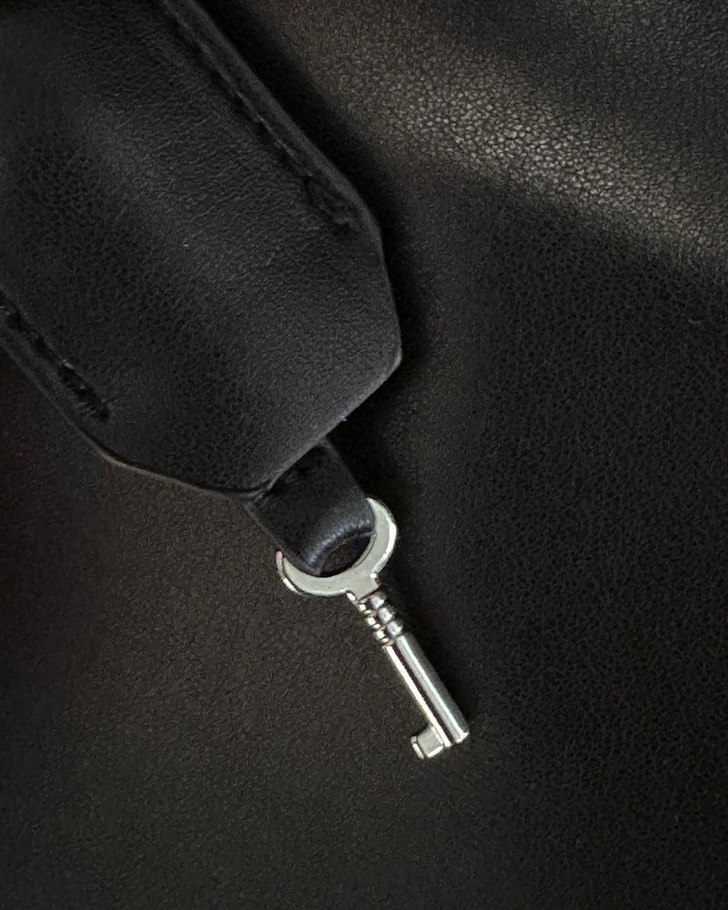 Lock set tote & cross big bag