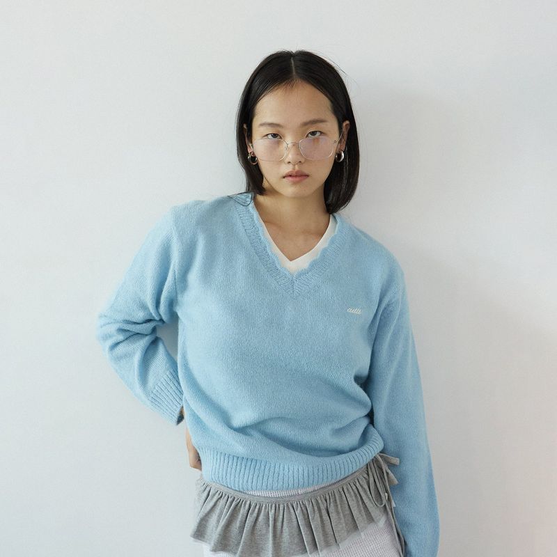 Alpaca cozy V-neck kint_sky blue