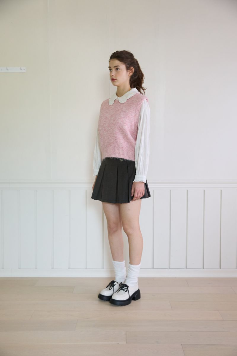 FLUFFY KNIT VEST (2 COLORS)