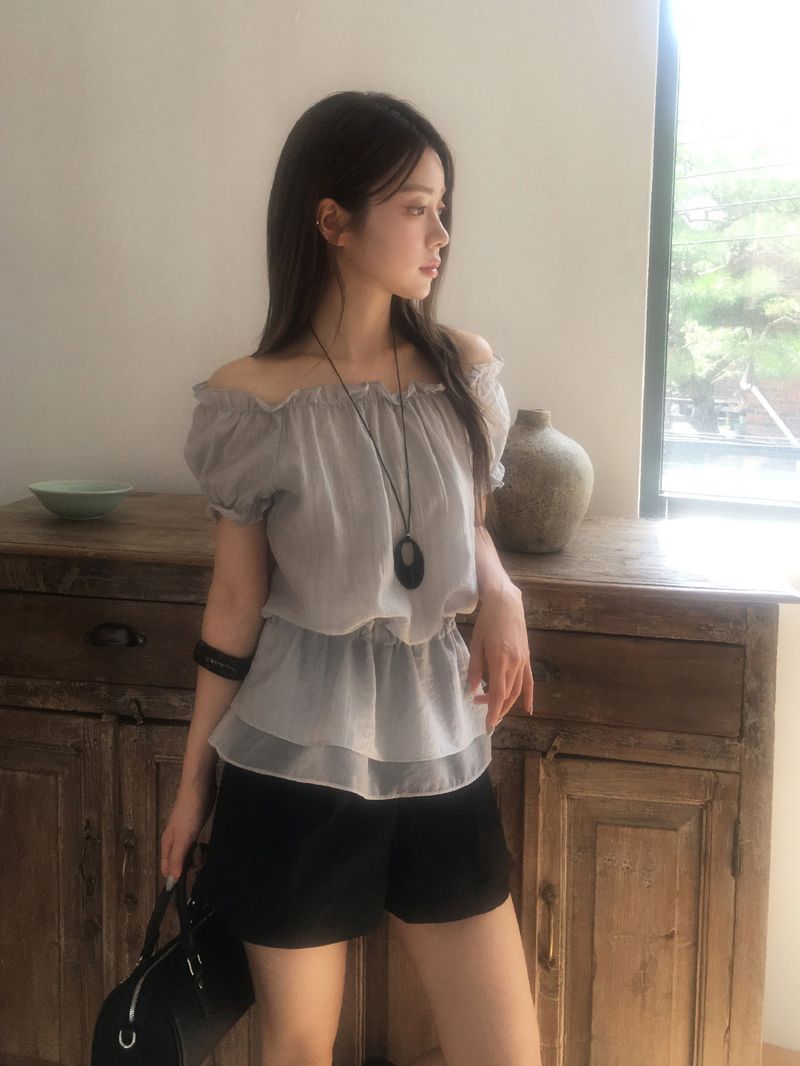 Mellow off shoulder blouse