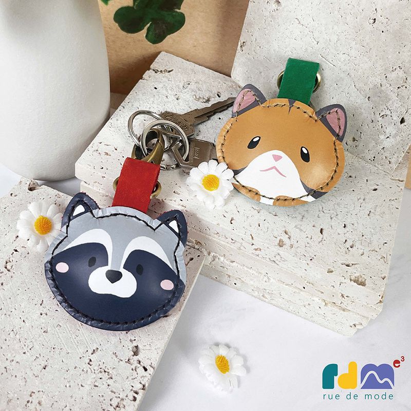 Forest Cute Friends Genuine Leather Keychain