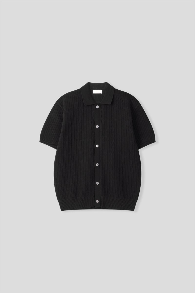 Cable scotch collar cardigan