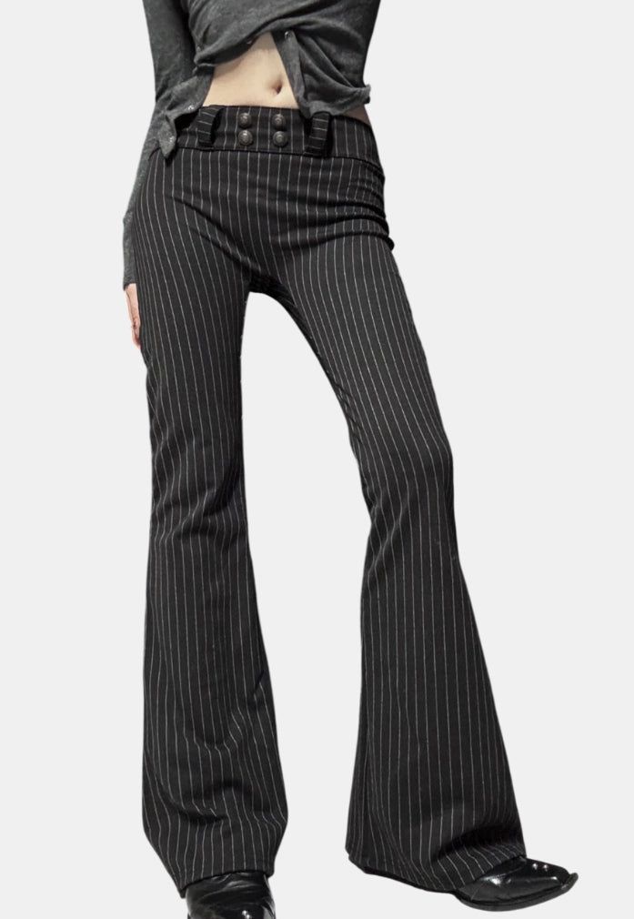 EEUN（イウン）の「Antique button bootcut slacks（Pants）」