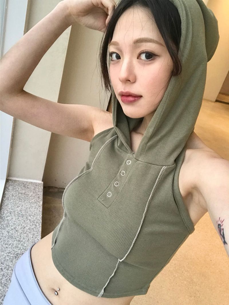 Keira sleeveless
