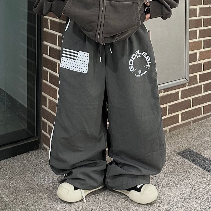 PEARCLAN（ペアクラン）の「flag track nylon pants（Pants）」