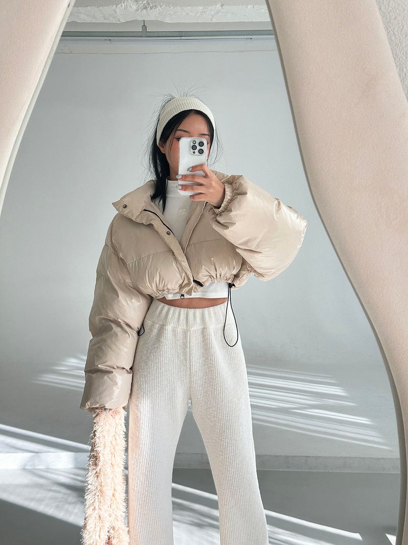 And open napping bootcut pants
