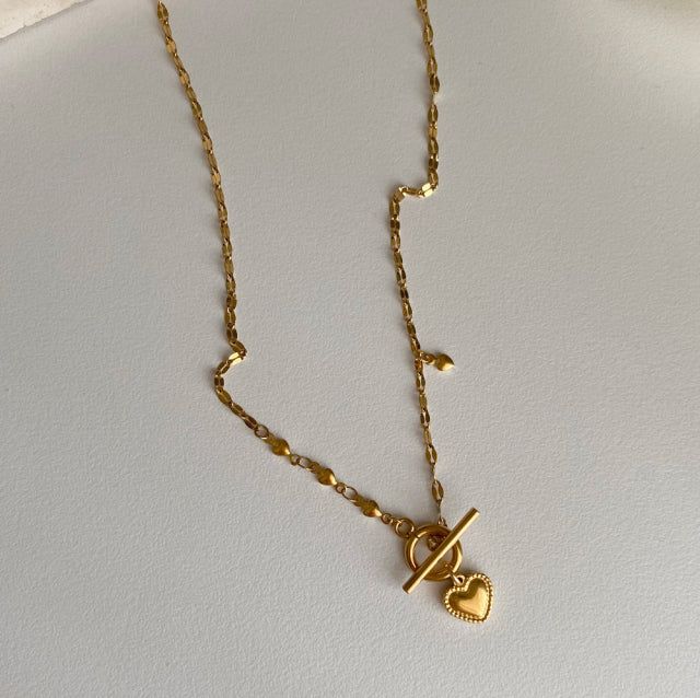 ggt Gold heart simple toggle bar necklace