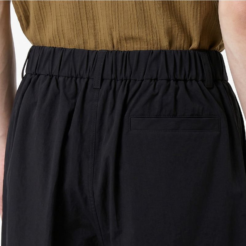 Nylon Stretch Double-Pleat Shorts Black