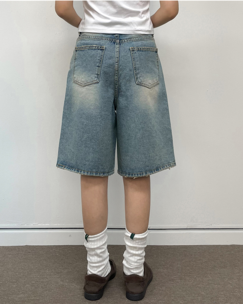 ADY DAMAGE BERMUDA SHORT PANTS 2C