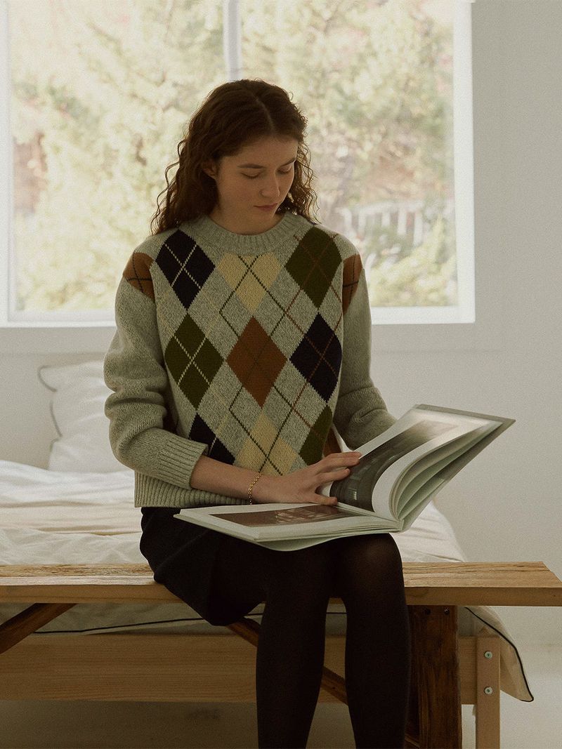 Wool jacquard knit