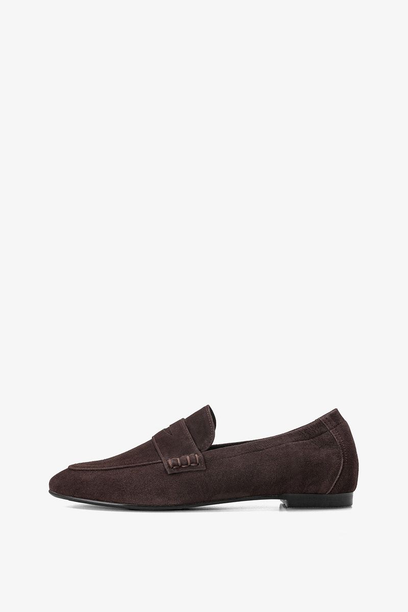 MODERN PENNY LOAFER IN CHOCOLATE BROWN