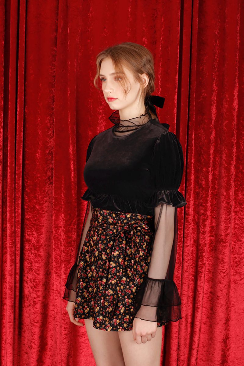 velvet ribbon blouse
