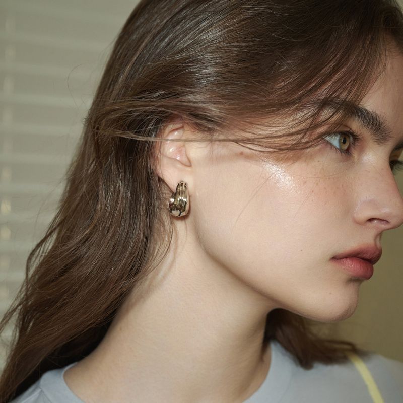SIEOR(シオル)の「WILLOW earring_silver(Accessories)」