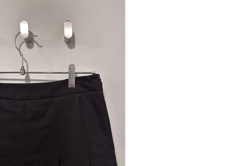 Pleated midi skirt _(Emerald Heart)*Black