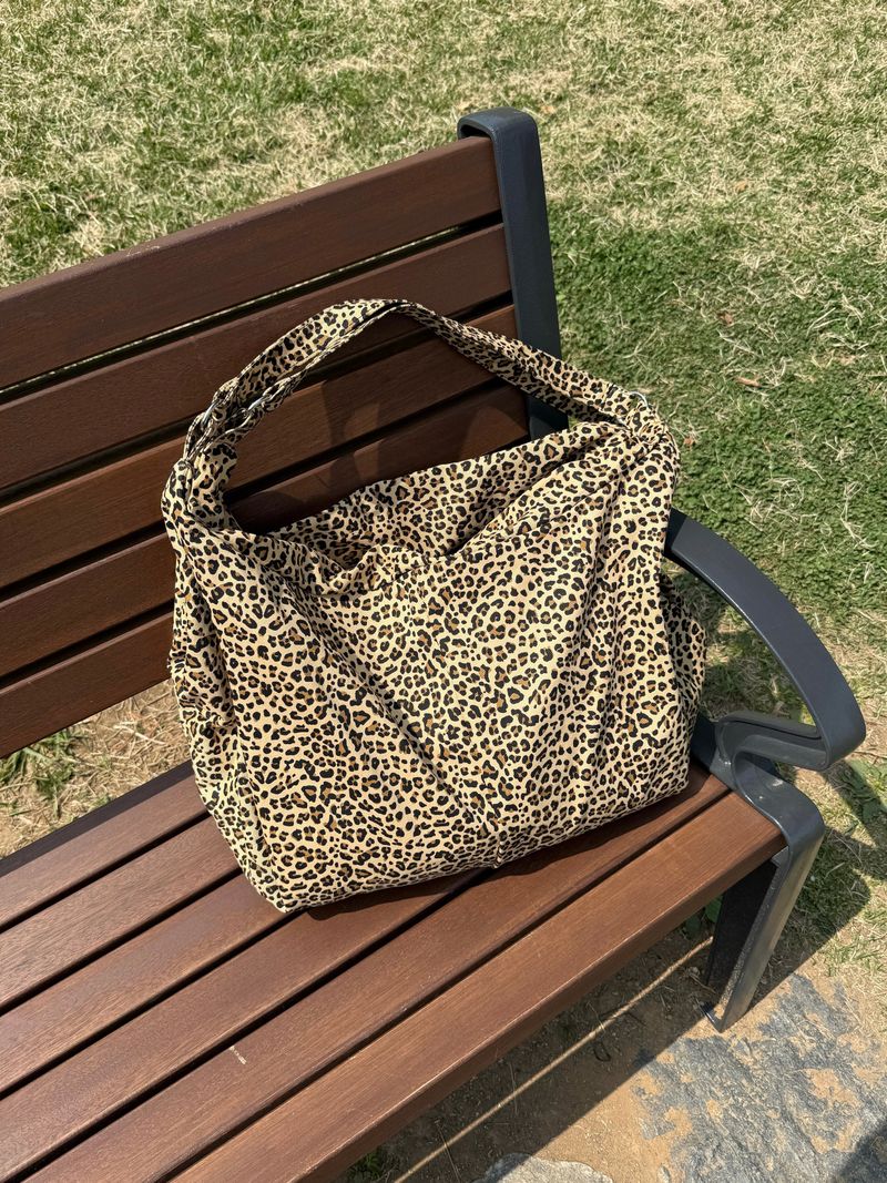 Leopard Multi-Zipper Big Shoulder Bag (1c)