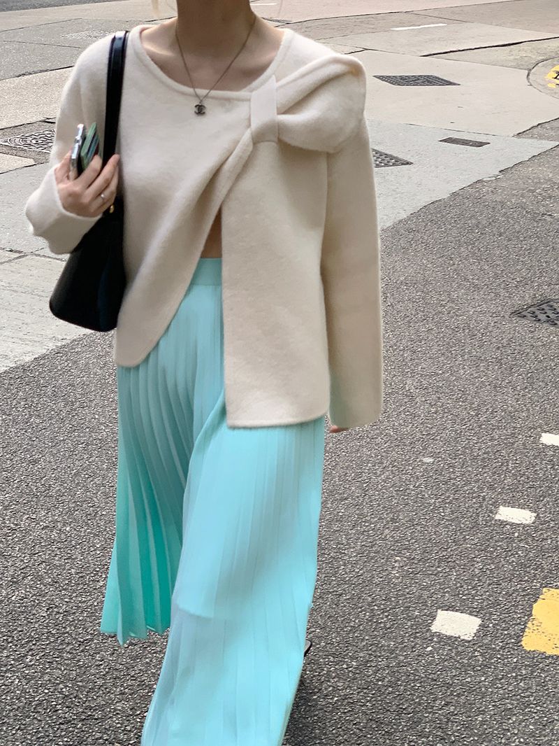 [MADE] LOVE MORE PINTUCK LONG SKIRT