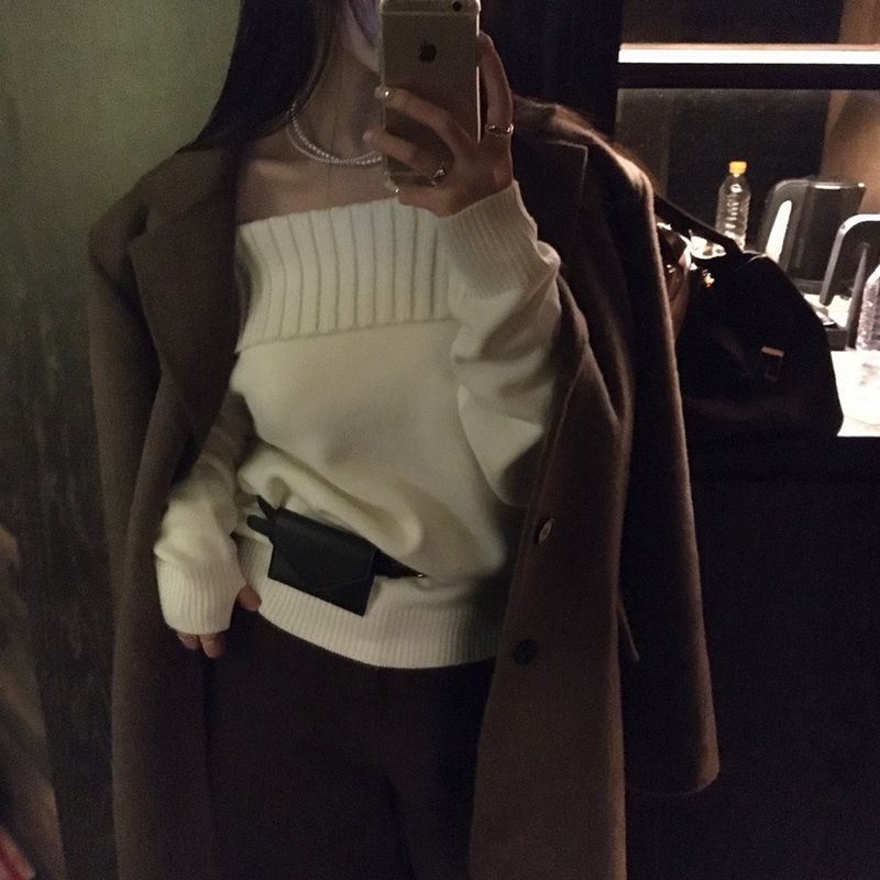 [BELLIDE MADE] KISSME, OFF-SHOULDER FINGER HOLE KNIT
