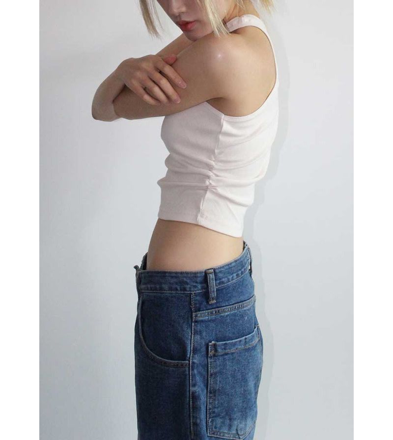 CUT OUT SHIRRING SLEEVELESS