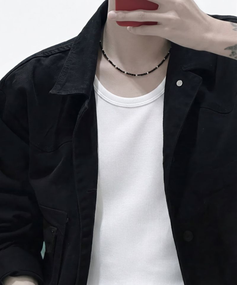 Men’s black beaded necklace_CLEF DeepBass Vibe NEC