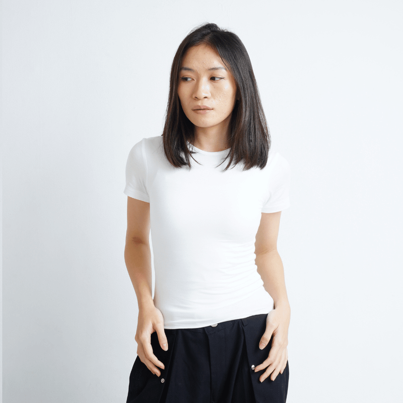 2TimesToo Studio（トゥータイムズトゥー スタジオ）の「Layered Tencel Fitted Top Shortsleeve - White（Tops）」