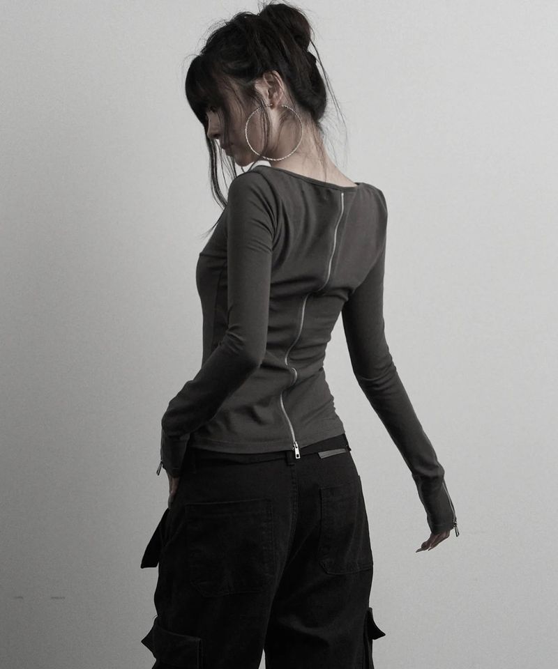 URBAN UNIQUE（アーバンユニーク）の「[label] バック ツーウェイ ジッパー ロングスリーブ (charcoal)（トップス）」