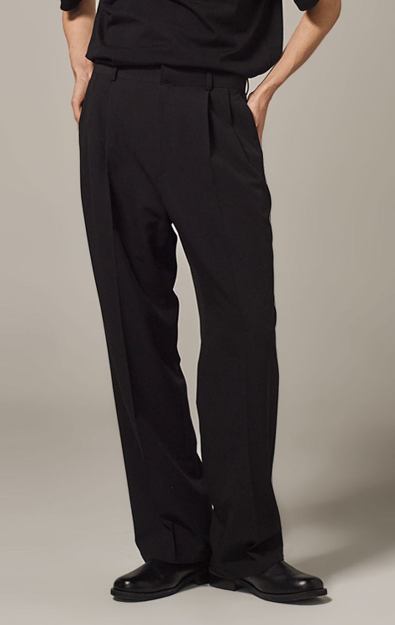 TWO TUCK WIDE SLACKS