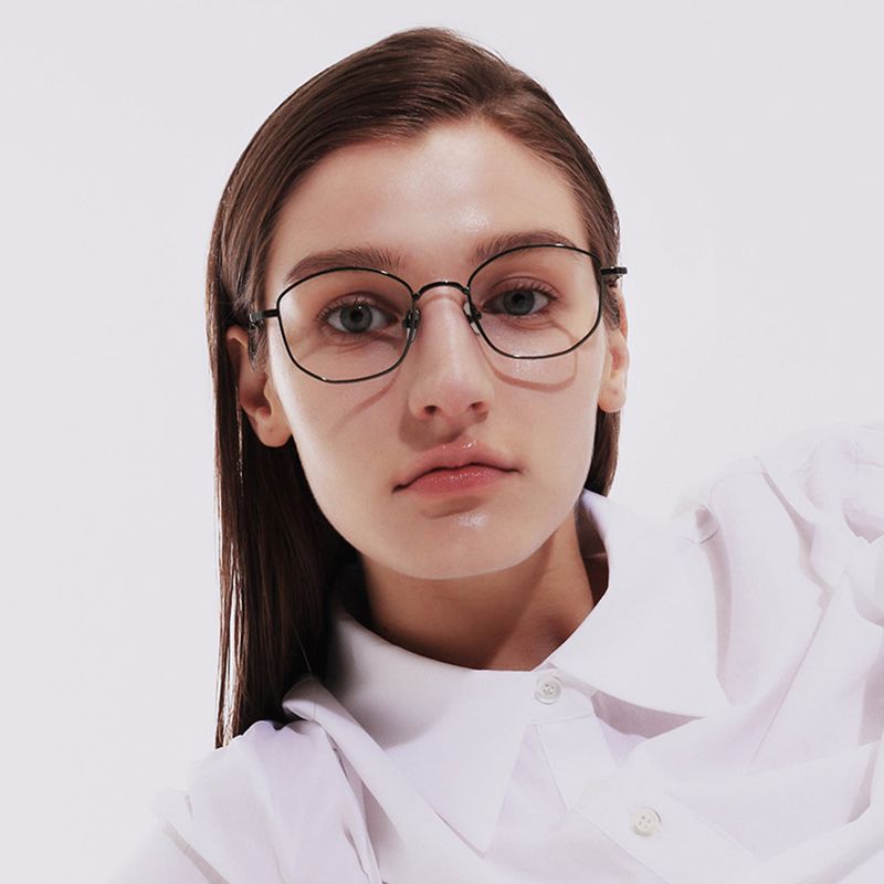 Knouun polygon titanium glasses CODE. 102. E Khaki