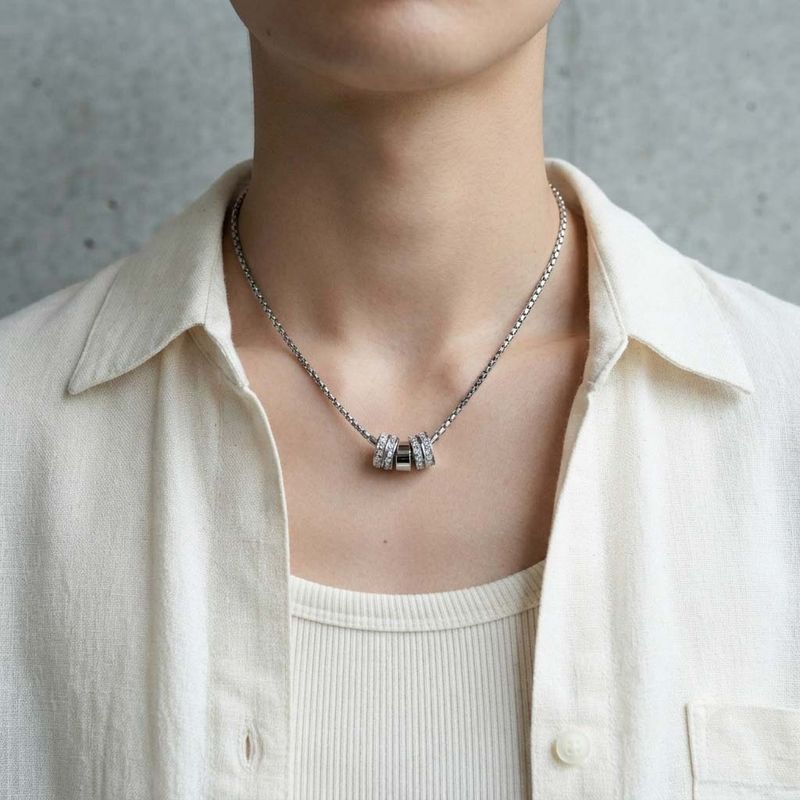 Mist Silver Core Necklace