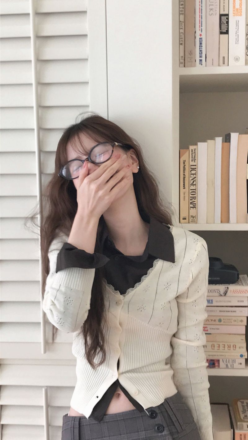 cloudemotion（クラウドエモーション）の「cliché slim unbal button SH（Tops）」