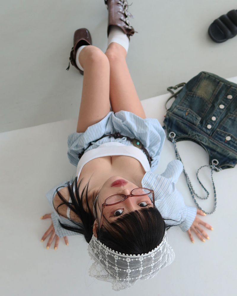 a bunny summer cropped shirt
