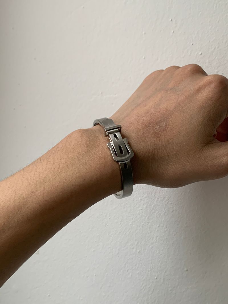 Belt bangle bracelet (Silver)