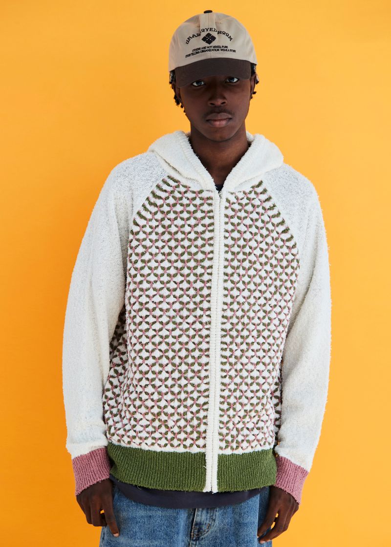 EMBOSSING CLOVER KNIT ZIP-UP HOODIE / IVORY