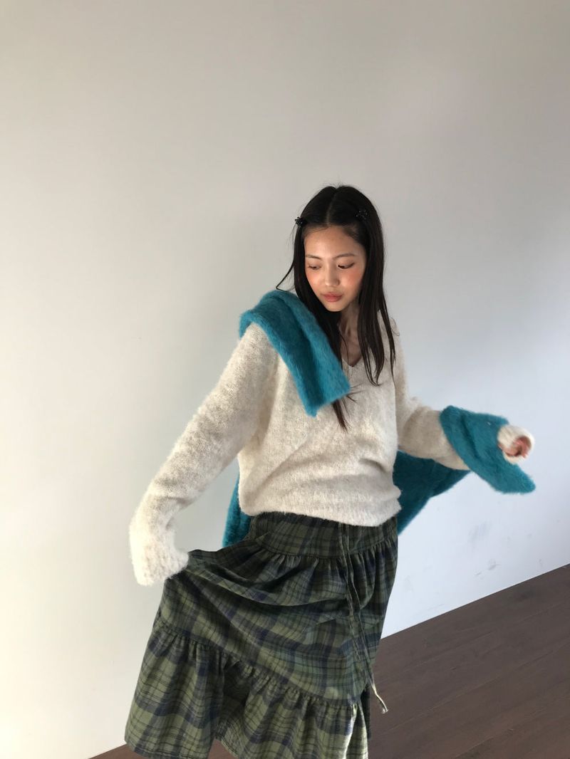 Windy Checkered Long Skirt (1color)