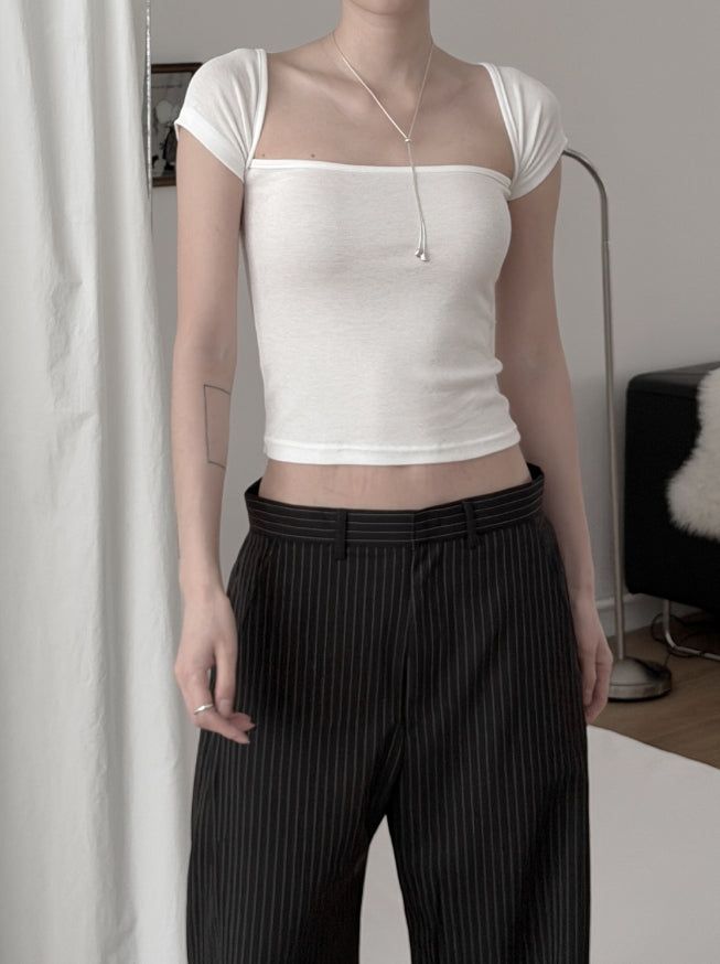 Square short-sleeved T-shirt