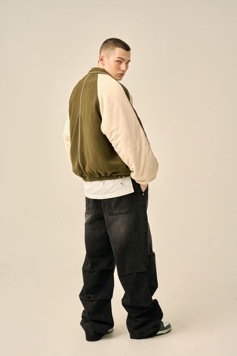 FIVE-PINTUCK WASHED DENIM