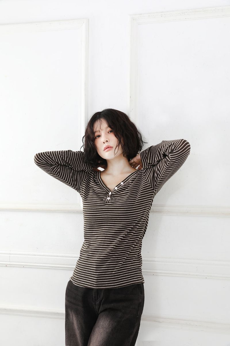 Stripe Button Slim Fit Knit