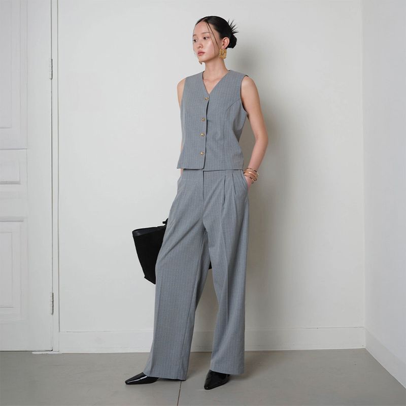 Loventina（ラヴェンティナ）の「Linkle Free Slacks__Gray Stripe（Pants）」