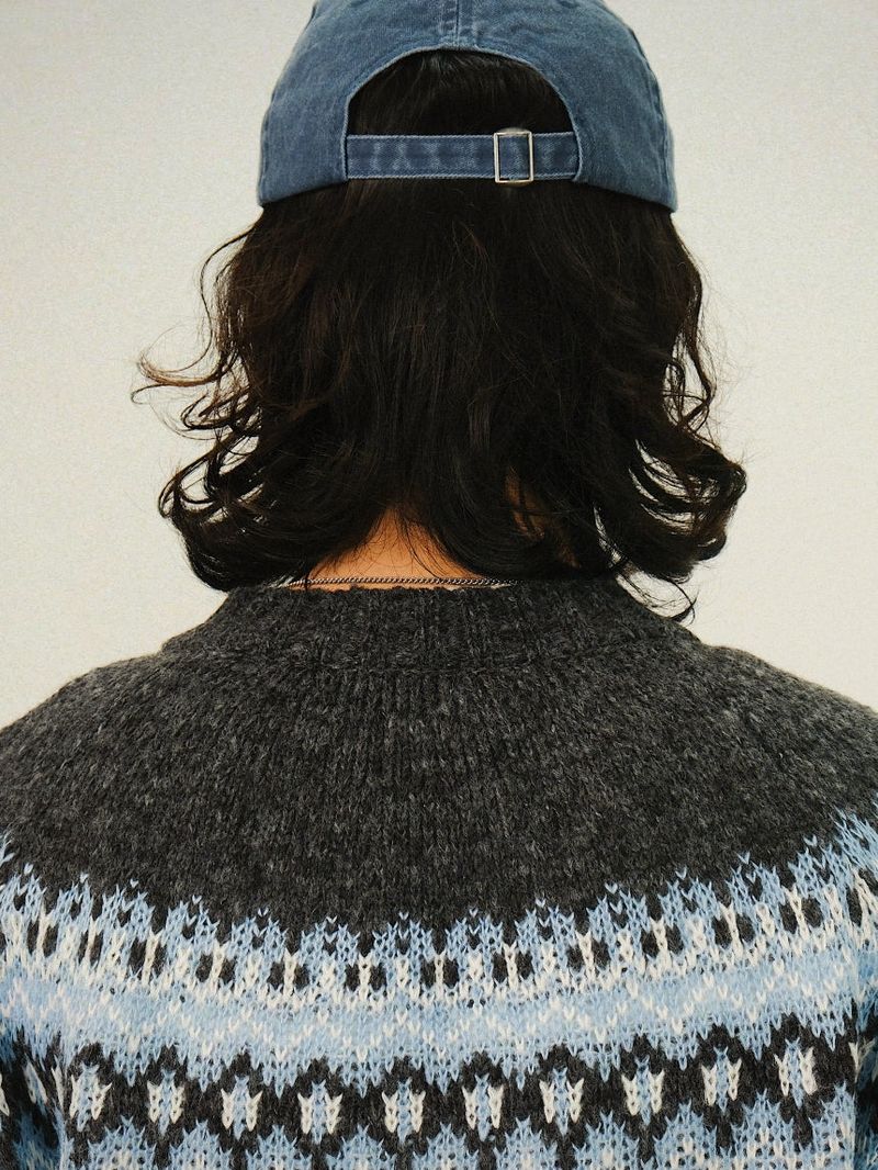 ISLAND Round Cardigan