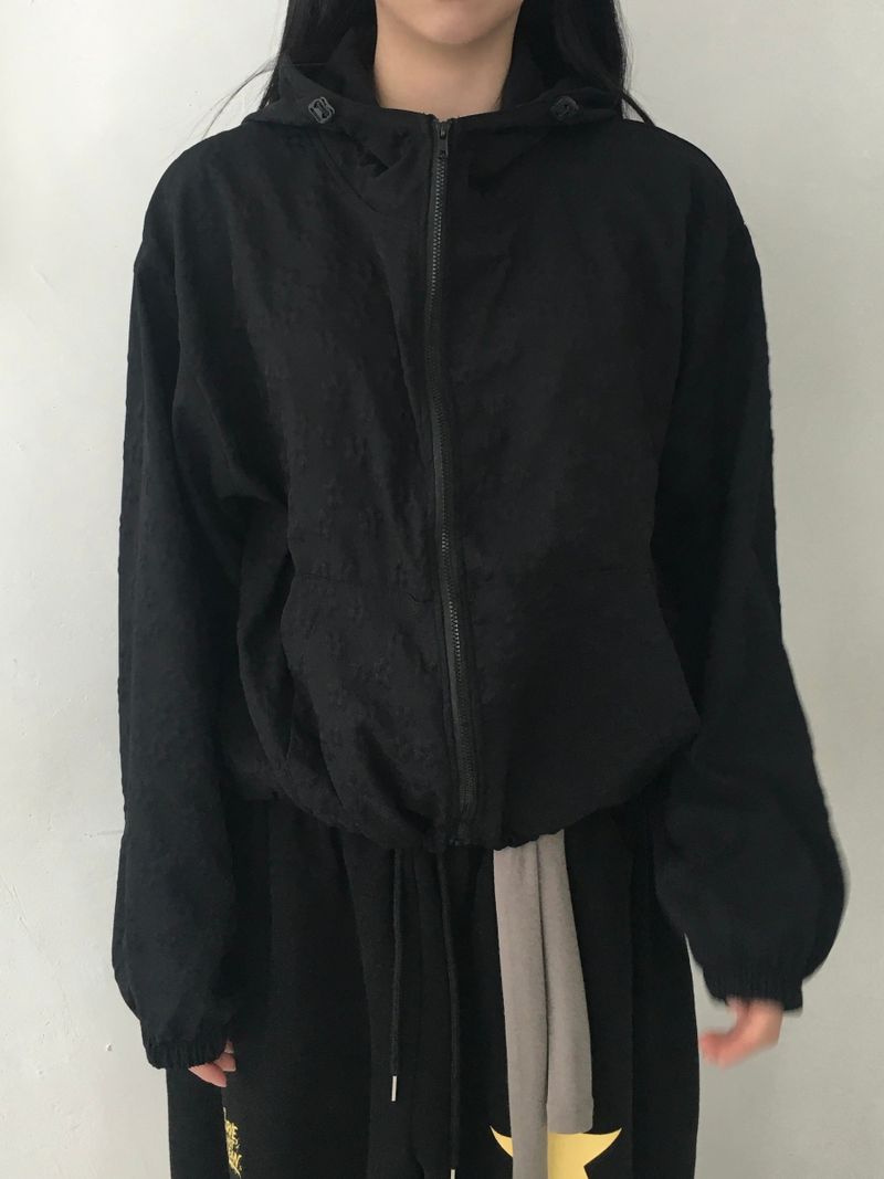 Mini Zan Flower Embossed Crop Hoodie (6c)