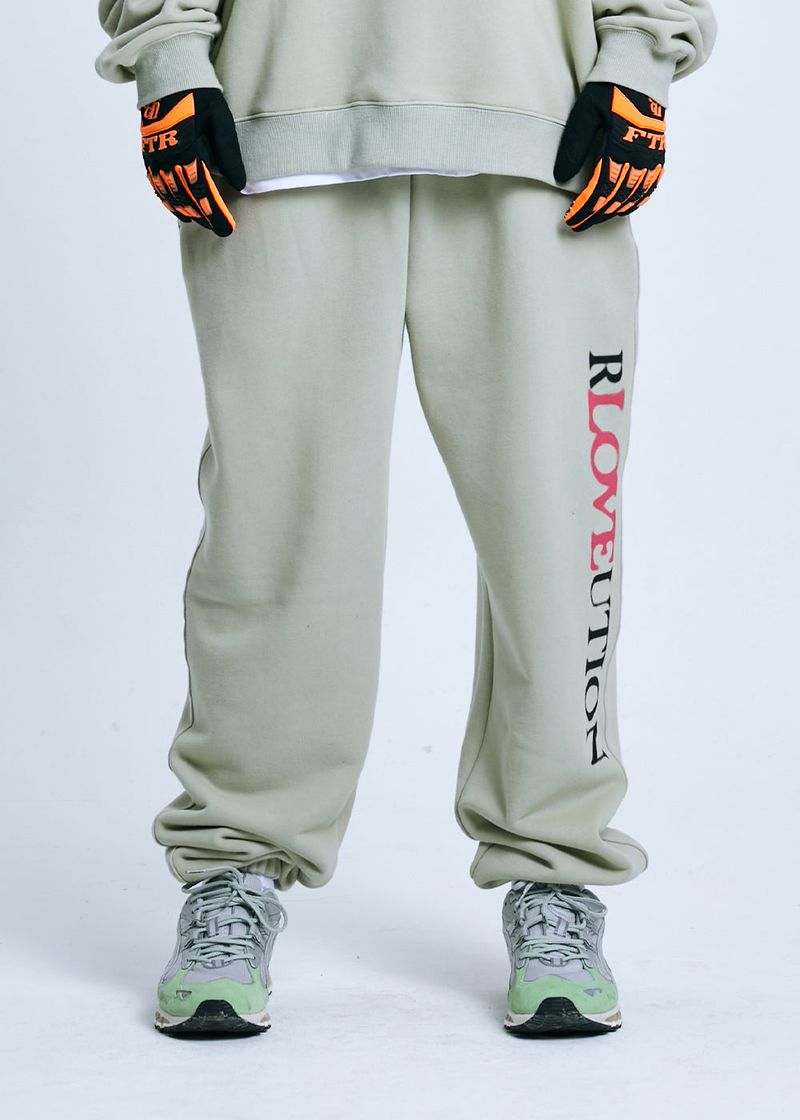 RLOVEUTIONスウェットパンツ