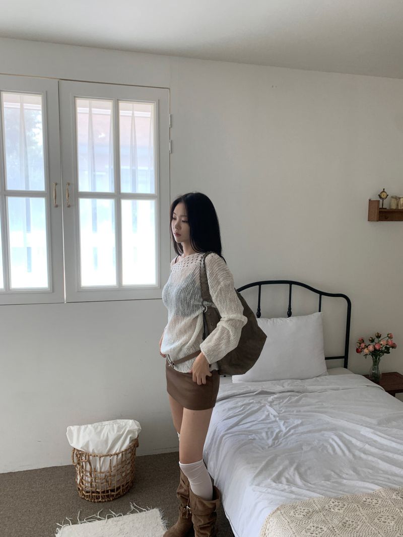 Demay Modern Basic Belt Mini Skirt