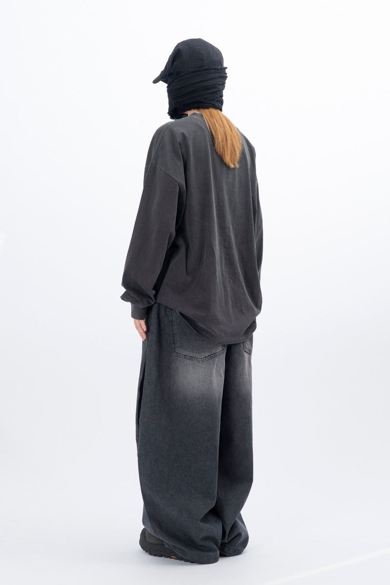 Leggy Side Tuck Balloon Denim