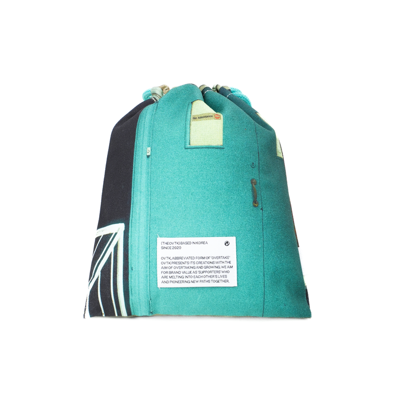 OVTK（オブティーク）の「Printed London String Pouch [Father's Car]（Smartphone Accessories）」