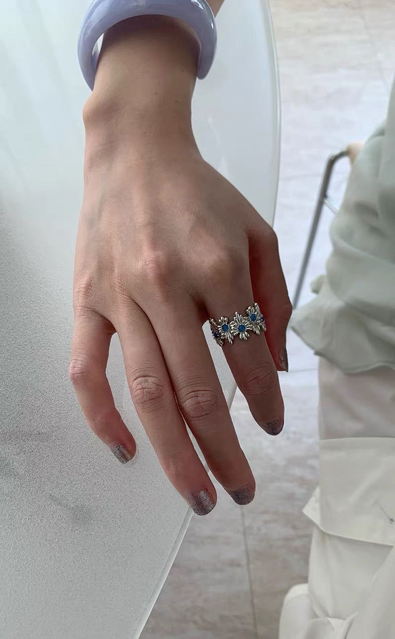 Blue flower silver open ring
