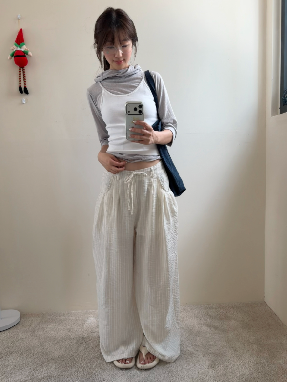 stripped pintuck pants