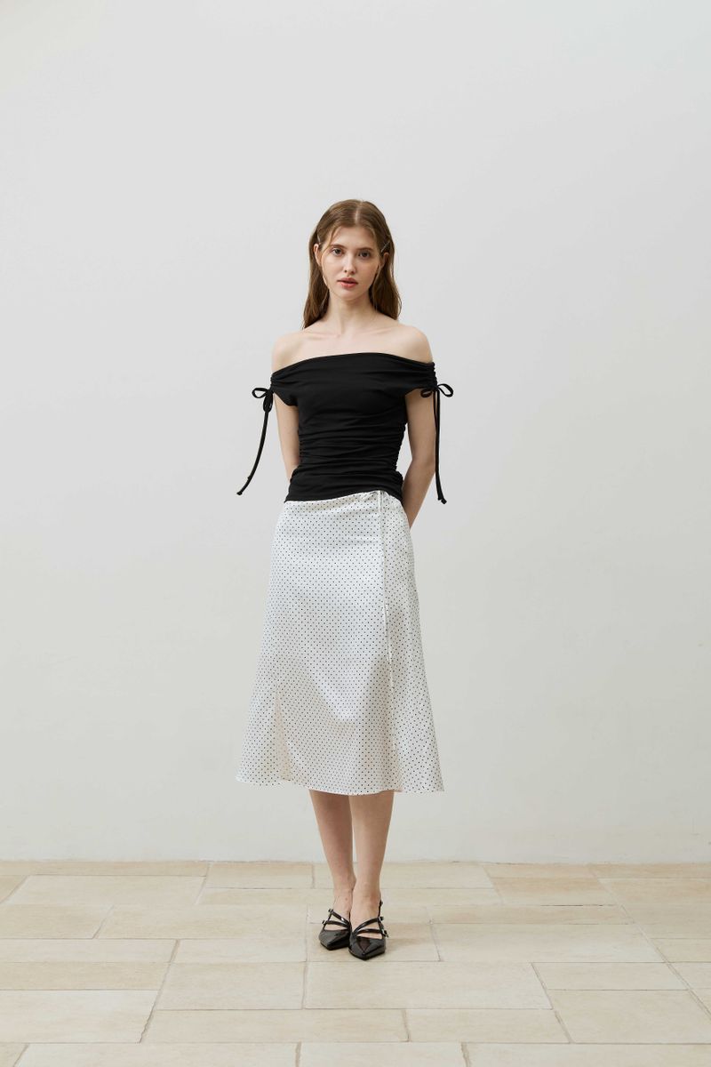  LILY OFF-SHOULDER SHIRRING TOP / BLACK