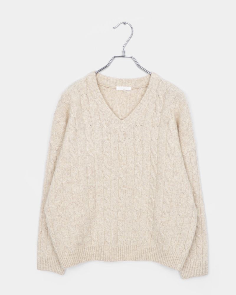 Noyu Loose Wool Cable-knit V-neck Sweater