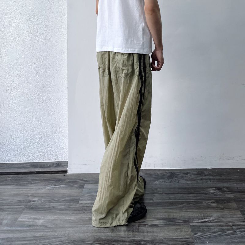 Crumpled Texture Line-Detail Pants